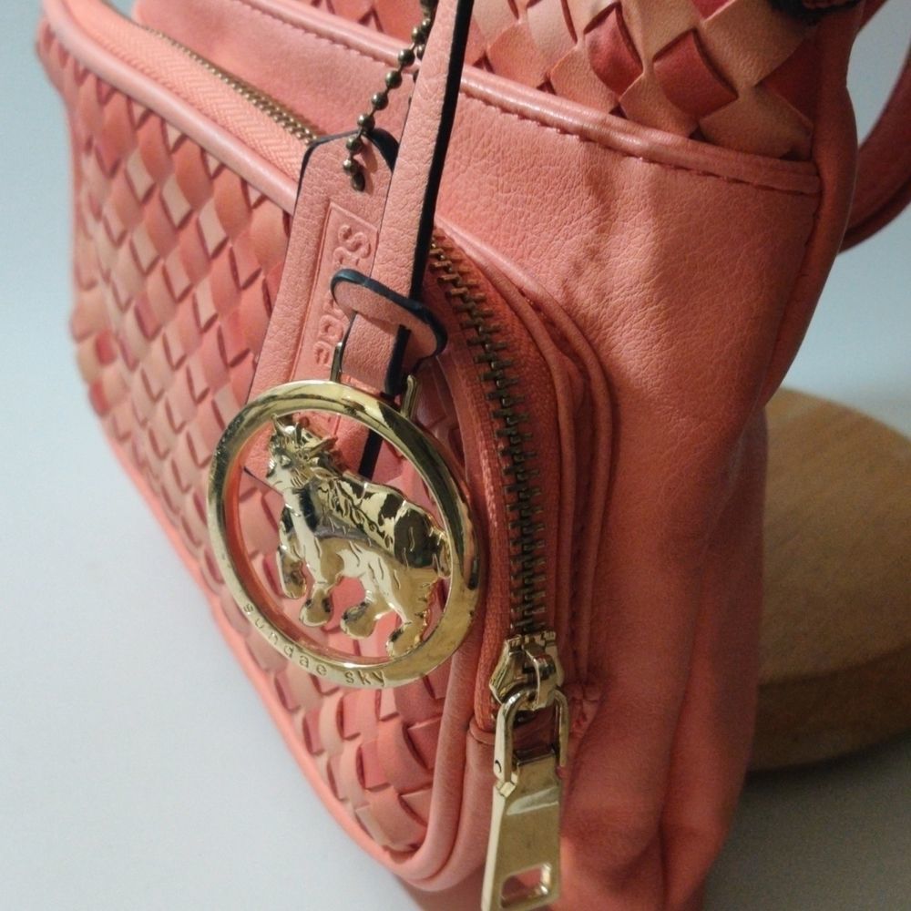 Sundae Sky Pink Cute Crossbody - Picture 2 of 11